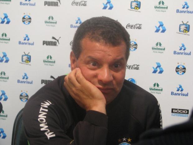 Roth confirma time para Grêmio x Atlético-MG Vinícius Rebello /