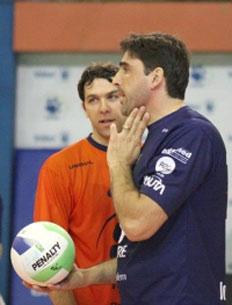 Giovane assume responsabilidade por saída de Marcelinho da Tigre/Unisul Divulgação site Tigre/Unisul/ Giovane assume responsabilidade por saída de Marcelinho da Tigre/Unisul Divulgação site Tigre/Unisul/