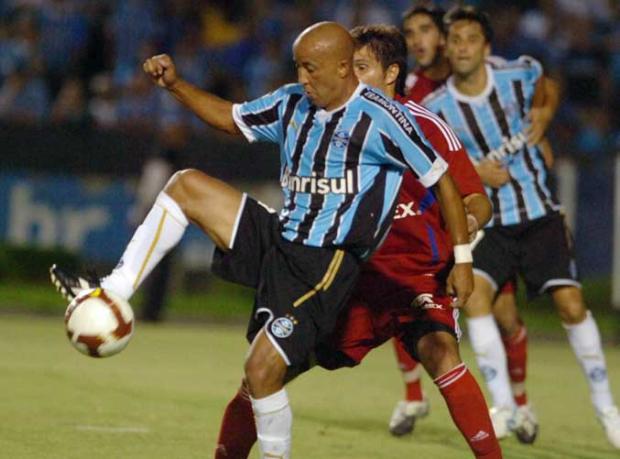 Alex Mineiro e Ruy ainda ficam duas semanas fora no Grêmio Valdir Friolin/ Alex Mineiro e Ruy ainda ficam duas semanas fora no Grêmio Valdir Friolin/