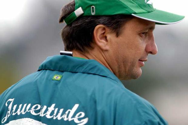 Internautas preferem Gilmar Iser a Paulo Autuori no Grêmio Juan Barbosa/