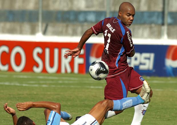 Caxias perde de virada para o São José-PoA no Passo D'Areia  Jefferson Botega/