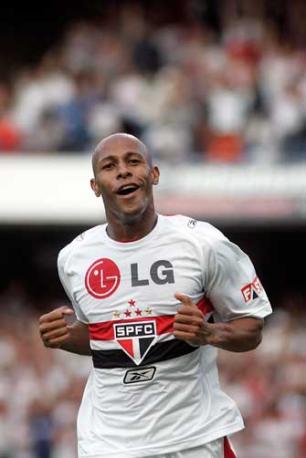 São Paulo diz que não recebeu proposta por Joilson, mas aceita conversar Divulgação, Vipcomm /