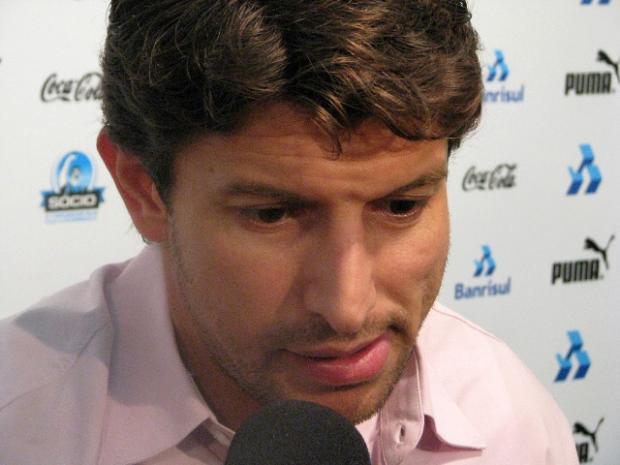 Tcheco nega que tenha vetado nome de Renato para técnico Vinicius Rebello/ Tcheco nega que tenha vetado nome de Renato para técnico Vinicius Rebello/