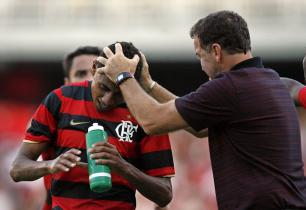 Zé Roberto é confirmado e encara o Inter Antonio Lacerda, EFE/ Zé Roberto é confirmado e encara o Inter Antonio Lacerda, EFE/
