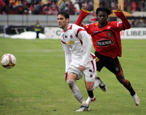 Deportivo Cuenca vence o Caracas no primeiro jogo das oitavas AP/