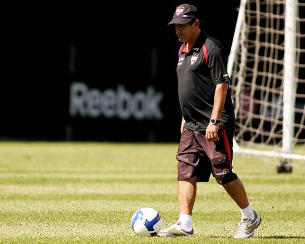 Jogadores do São Paulo aprovariam contratação de Ronaldinho Gaúcho Wander Roberto, VIPCOMM/ Jogadores do São Paulo aprovariam contratação de Ronaldinho Gaúcho Wander Roberto, VIPCOMM/