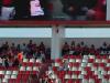 30 minutos antes do início do jogo ainda se via espaços vazios no estádio