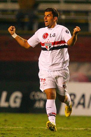 André Lima marca no fim e São Paulo empata com Atlético-PR Gaspar Nóbrega, VIPCOMM/