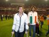 Rafael Sóbis e Fernandão acompanham o jogo