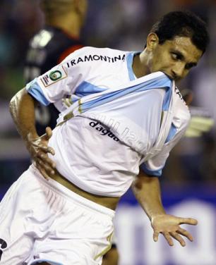 Grêmio arranca empate diante do Caracas na Venezuela Juan Carlos Hernandez, AP/ Grêmio arranca empate diante do Caracas na Venezuela Juan Carlos Hernandez, AP/