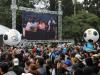 Quem estava no parque acompanhou o anúncio de Blatter por um telão