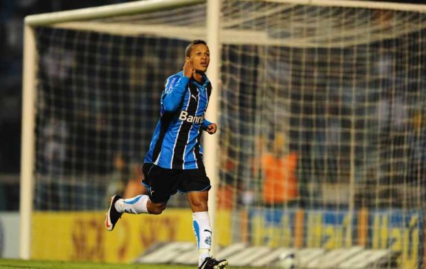 Souza: devo permanecer muito tempo no Olímpico Jefferson Botega/