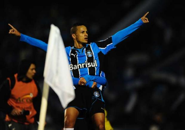 Souza desabafa e diz que futebol é coisa pra macho Jefferson Botega/
