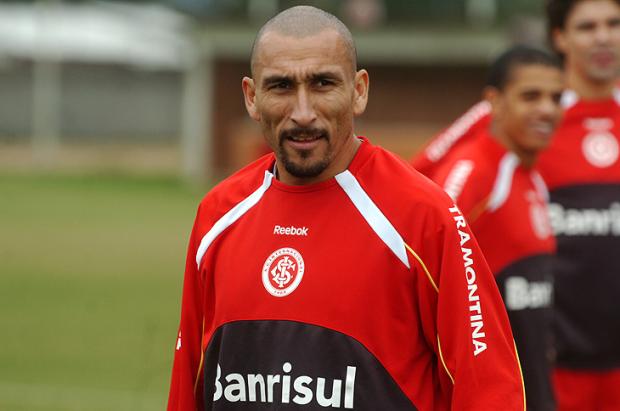 Guiñazu manda recado para a torcida colorada Arivaldo Chaves / Guiñazu manda recado para a torcida colorada Arivaldo Chaves /
