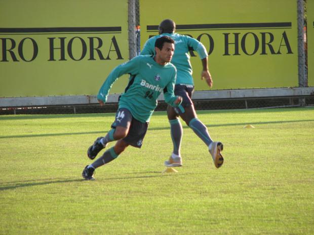 Túlio espera ver o Inter se desgastando na marcação no domingo Vinicius Rebello /