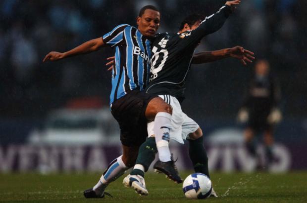 Grêmio deve enfrentar Cruzeiro com Thiego no lugar de Ruy Ricardo Duarte, BD - 27/7/2008 /
