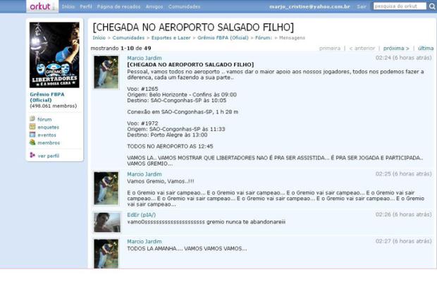Torcedores do Grêmio se mobilizam para receber time no aeroporto Reprodução, Orkut/