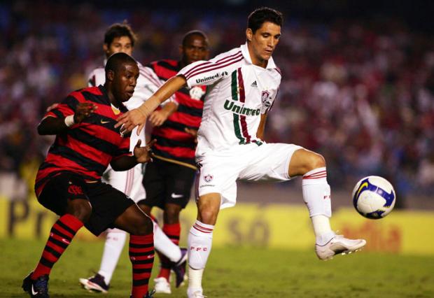 Flamengo e Fluminense empatam em 0 a 0 o clássico do Maracanã Ricardo Ayres, Divulgação Photocamera /clicRBS Flamengo e Fluminense empatam em 0 a 0 o clássico do Maracanã Ricardo Ayres, Divulgação Photocamera /clicRBS