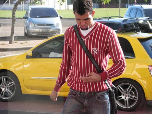 Sandro é desfalque certo contra o Náutico e quase certo contra a LDU Eduardo Cecconi / Sandro é desfalque certo contra o Náutico e quase certo contra a LDU Eduardo Cecconi /