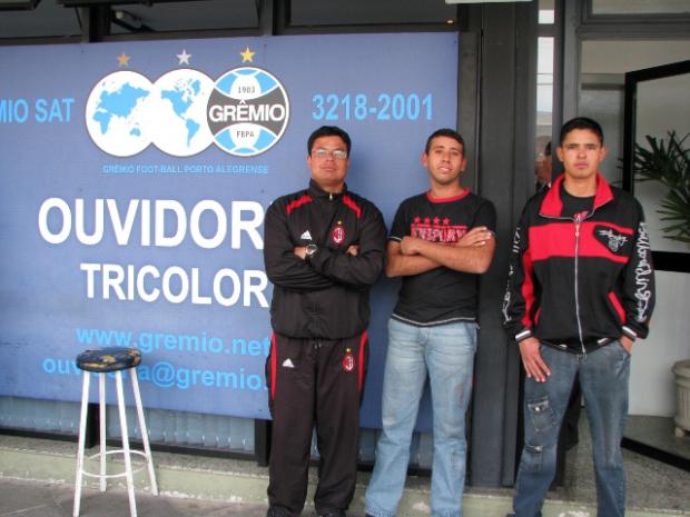 Torcedores reclamam na ouvidoria do clube sobre ingressos Tatiana Lopes/