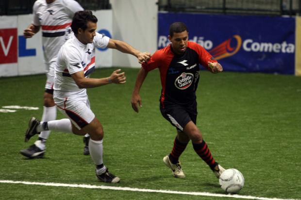 Santos e Flamengo garantem vaga nas semifinais do Brasileiro de Showbol Cristiano Andujar, Andujar Press/