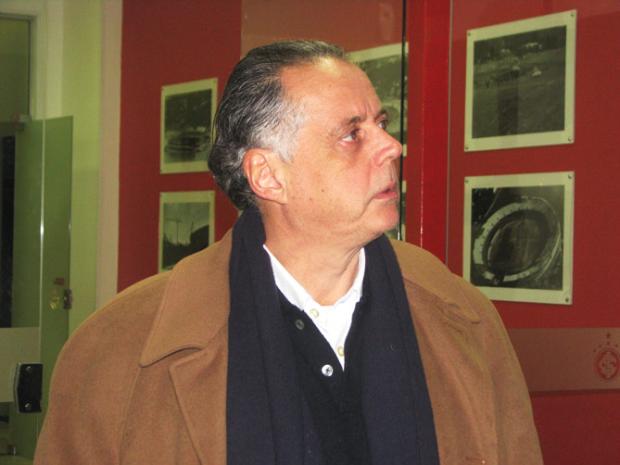Fernando Carvalho manda recado para D'Alessandro: "ele vai se educar" Felipe Truda/ Fernando Carvalho manda recado para D'Alessandro: "ele vai se educar" Felipe Truda/