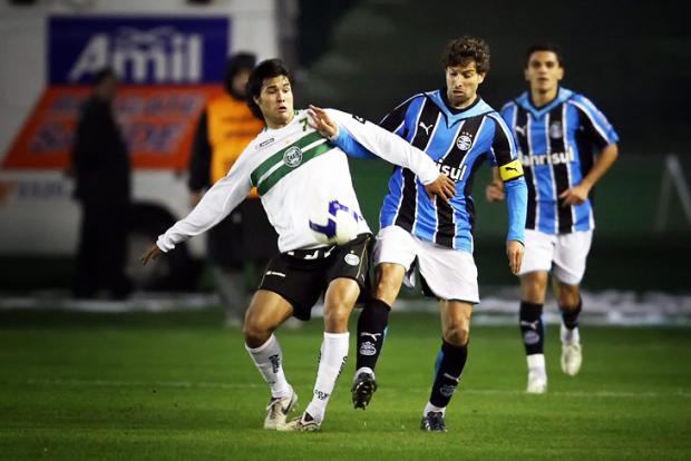 Grêmio cede virada ao Coritiba no Couto Pereira Felipe Gabriel, Lancepress/ Grêmio cede virada ao Coritiba no Couto Pereira Felipe Gabriel, Lancepress/