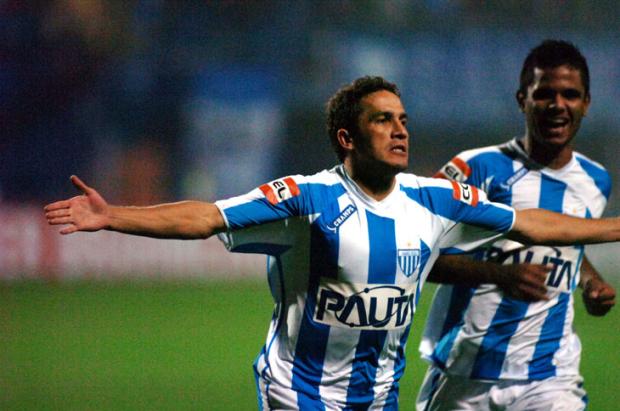 Ferdinando viaja para Minas Gerais, mas fica no banco do Avaí Ricardo Duarte / Ferdinando viaja para Minas Gerais, mas fica no banco do Avaí Ricardo Duarte /