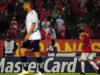 Giuliano lamenta o fato de ter perdido um gol quase feito no segundo tempo