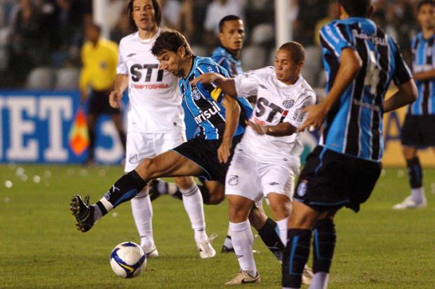 Grêmio sofre na Vila Belmiro e perde mais uma fora de casa Ivan Storti, Lancepress/ Grêmio sofre na Vila Belmiro e perde mais uma fora de casa Ivan Storti, Lancepress/