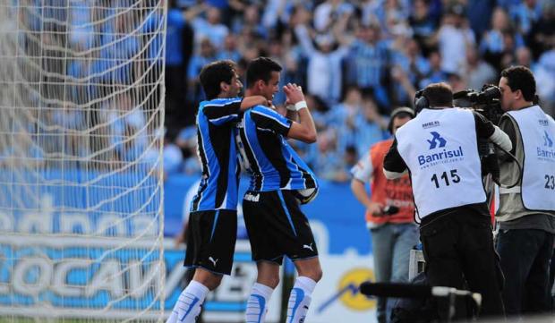 Grêmio goleia o Atlético-MG no retorno de Roth ao Olímpico Daniel Marenco/
