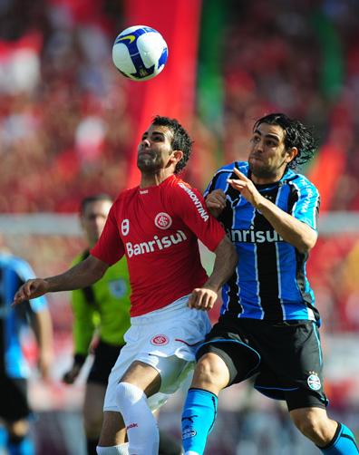 Rivalidades esquentam a reta final do Brasileirão 2009 Diego Vara/ Rivalidades esquentam a reta final do Brasileirão 2009 Diego Vara/