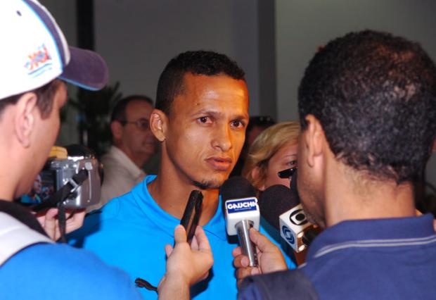 Souza reconhece que grupo do Grêmio não tem perfil vencedor Arivaldo Chaves/