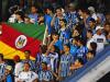 Torcida gremista comparece em bom número ao Olímpico para acompanhar o jogo contra o São Paulo válido pela 34ª rodada do Campeonato Brasileiro