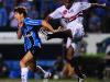 No segundo tempo o Grêmio entrou em campo ainda mais vibrante e levou perigo à área do São Paulo em pelo menos duas oportunidades claras