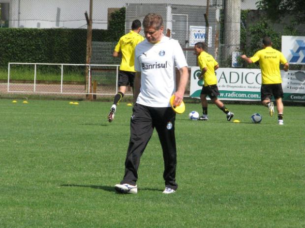 Dia para definir o futuro de Autuori no Grêmio Vinicius Rebello/