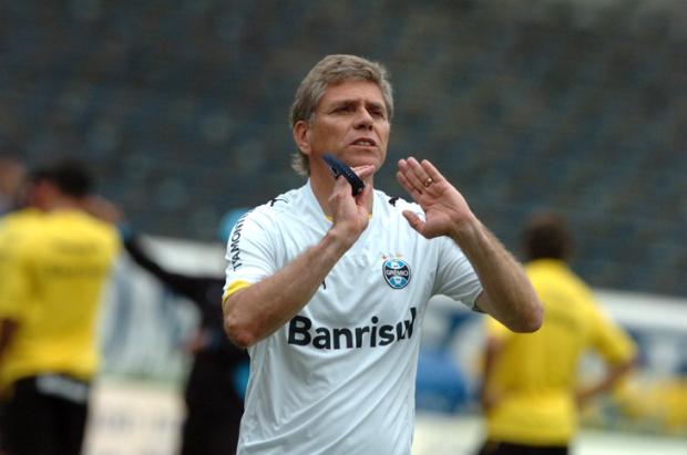 Paulo Autuori já está fora do Grêmio  Valdir Friolin/