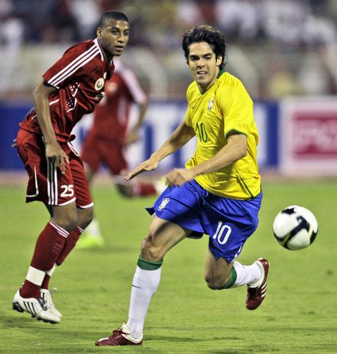 Kaká sofre de problema crônico no púbis Kamran Jebreili, AP/