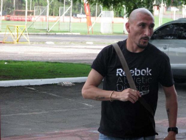 Guiñazu prevê "peleia dura" contra o Atlético-MG Eduardo Cecconi/clicRBS Guiñazu prevê "peleia dura" contra o Atlético-MG Eduardo Cecconi/clicRBS