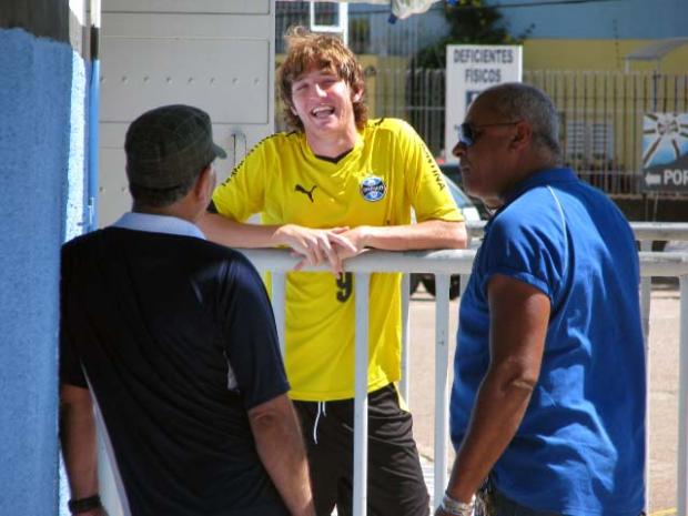 Mário admite ouvir pedidos para que o Grêmio entregue contra o Flamengo Vinícius Rebello/