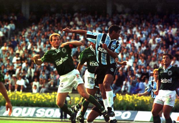 Jogos polêmicos: em 1996, Grêmio lança o "Eles estão fora" Guaraci Andrade/