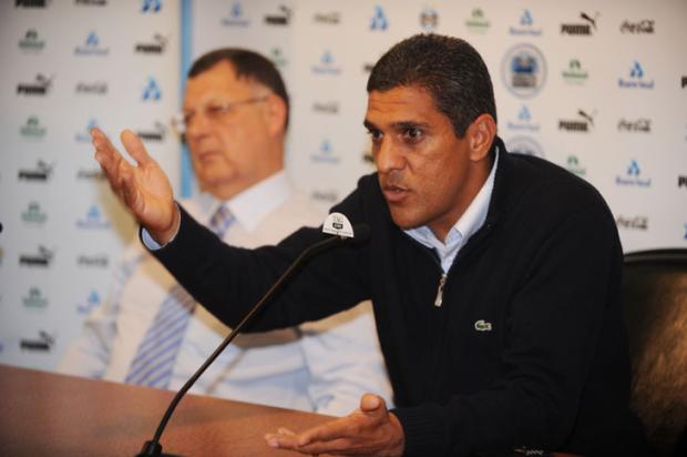 Sem bons reforços, Silas repetirá Autuori e Roth Mauro Vieira /