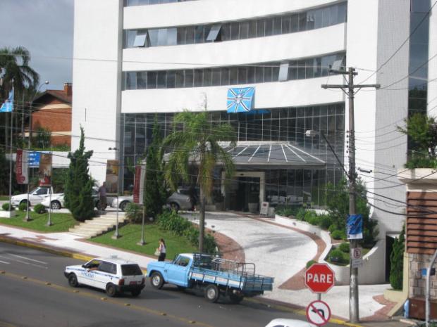 Foguetório relâmpago acorda hóspedes no hotel do Grêmio Eduardo Cecconi/