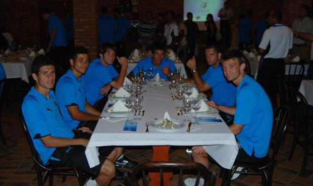 FOTO: Delegação do Grêmio visita vinícola  DVG  / 