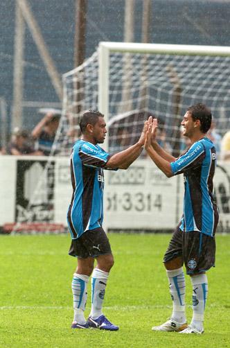 Grêmio vence São Paulo por 8 a 0 no primeiro jogo-treino da pré-temporada Valdir Friolin/