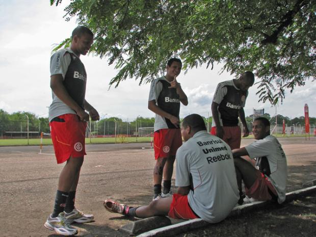 Renegados do Inter treinam diariamente no Beira-Rio Eduardo Cecconi / Renegados do Inter treinam diariamente no Beira-Rio Eduardo Cecconi /