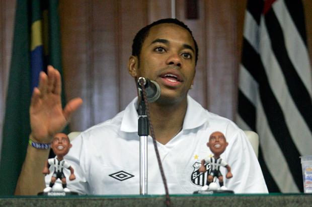 Jorginho: Retorno de Robinho é positivo para a Seleção Nelson Antoine/ AP/ Jorginho: Retorno de Robinho é positivo para a Seleção Nelson Antoine/ AP/