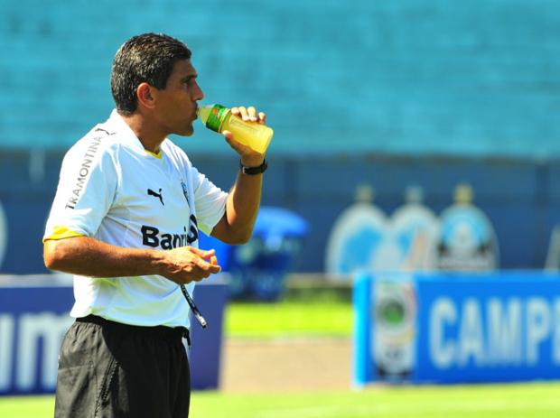 Calor faz Grêmio remarcar treino desta sexta para as 18h Fernando Gomes/ Calor faz Grêmio remarcar treino desta sexta para as 18h Fernando Gomes/