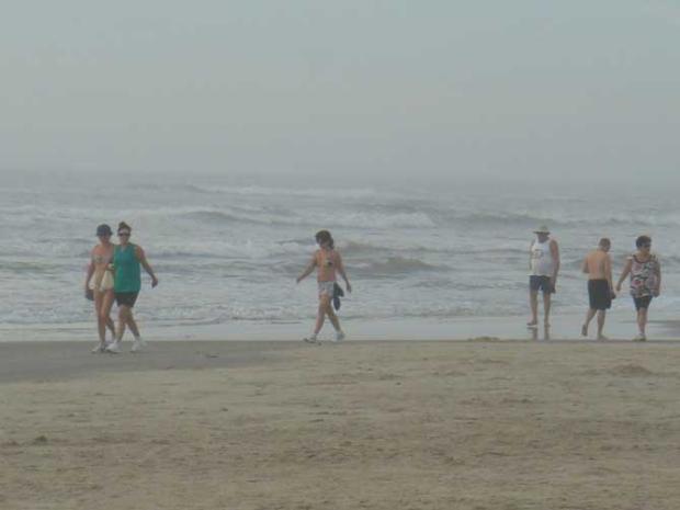 Praias do RS e de SC têm ondas baixas nesta quarta-feira Maicon Bock/ Praias do RS e de SC têm ondas baixas nesta quarta-feira Maicon Bock/