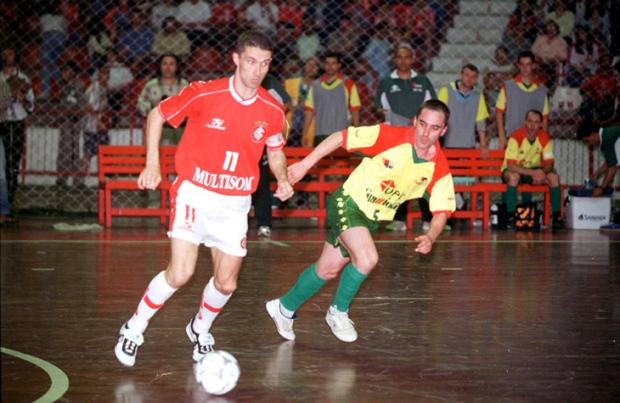 Inter reativa o futsal após cinco anos Valdir Friolin/ Inter reativa o futsal após cinco anos Valdir Friolin/